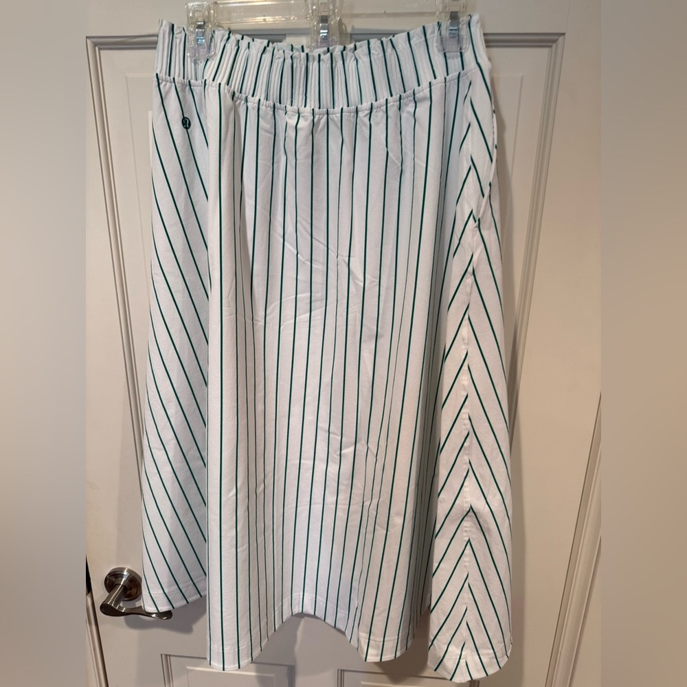 *sold* NWT Lululemon Stretch Woven Ruffle-Waist Midi Skirt White  M - Picture 3 of 9